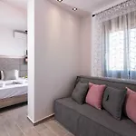 Stelakis 리메나리아